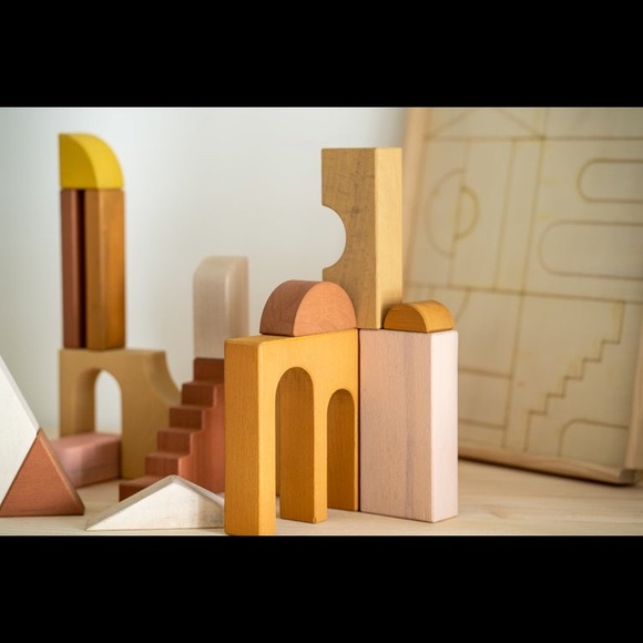 Montessori Wood apartment building blocks - Picture 9 of 12